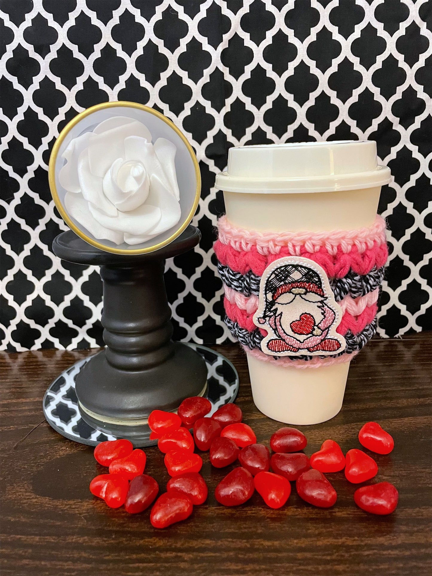 Gnomie Love Cup Cozy